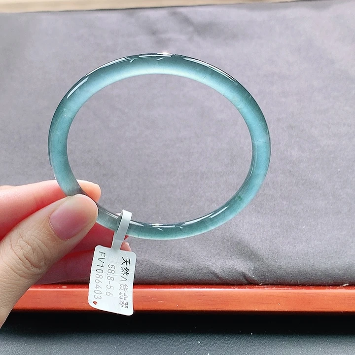 未镶嵌手镯翡翠天然