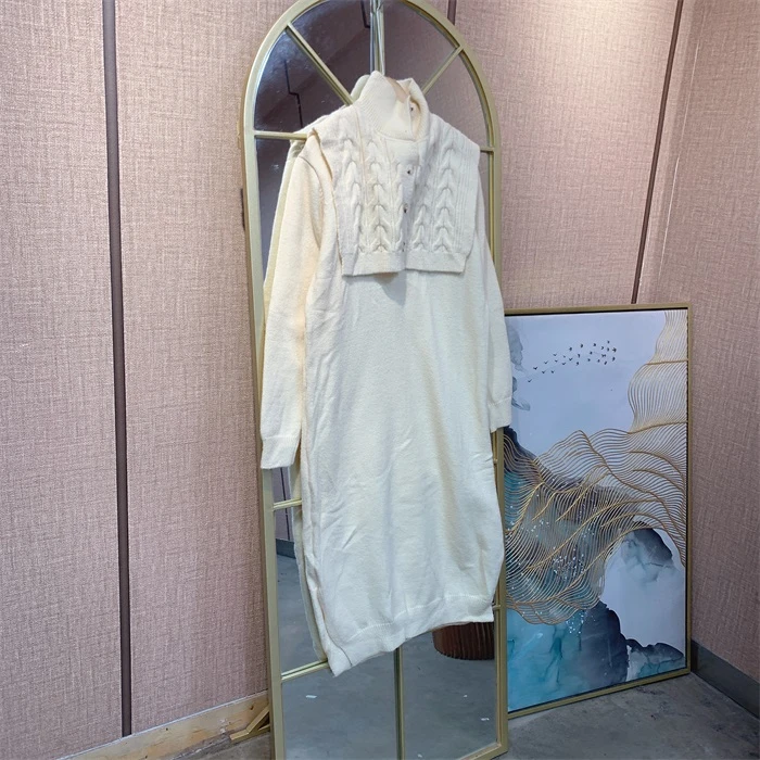 WW358米白色孕妇针织衣100-140