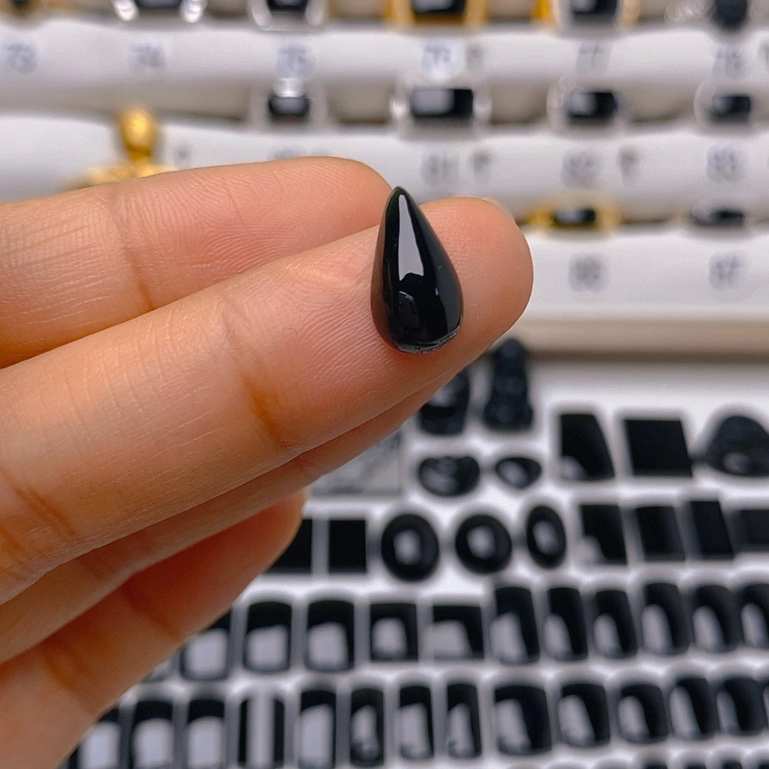 翡翠戒指未镶嵌戒面