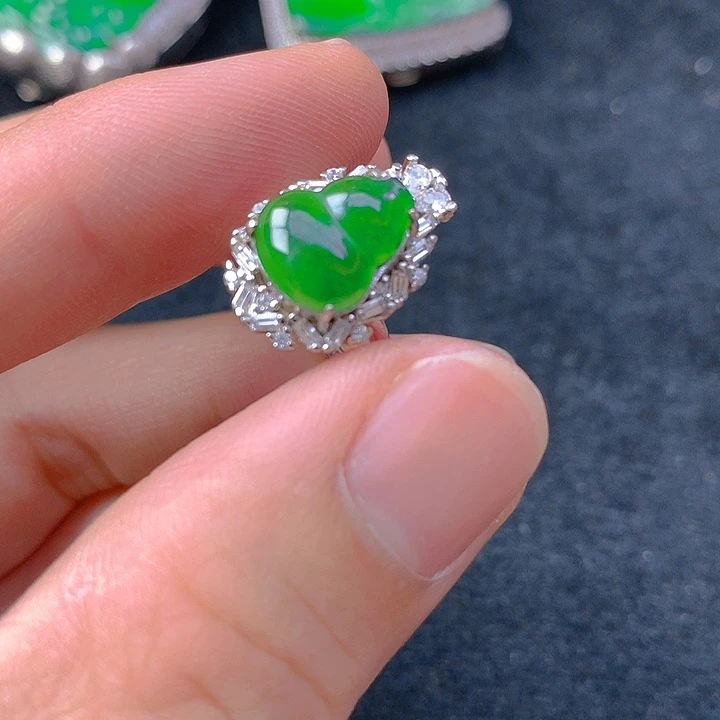 【闪购商品】翡翠银S925镶嵌颈饰翡翠