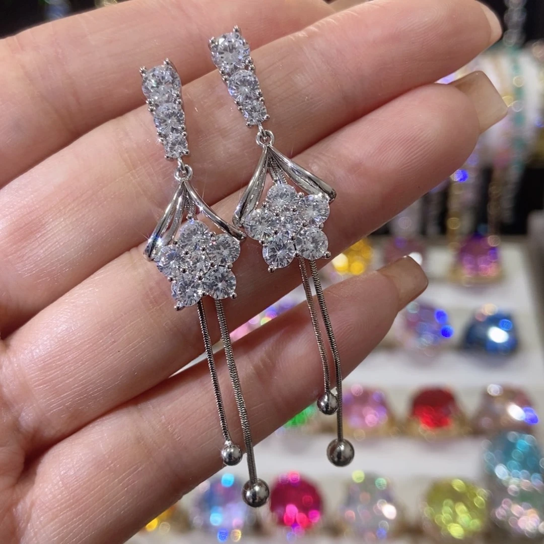 66锆石（处理）耳坠