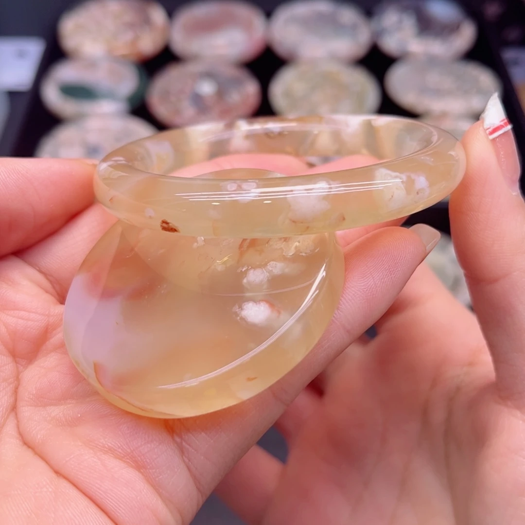 玛瑙/玉髓未镶嵌手镯55