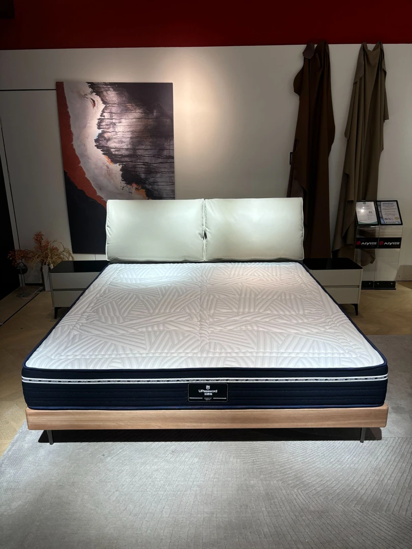 aiyi/爱意匠工/小象耳朵1.5米1.8米2米头层牛皮轻奢双人床主卧床