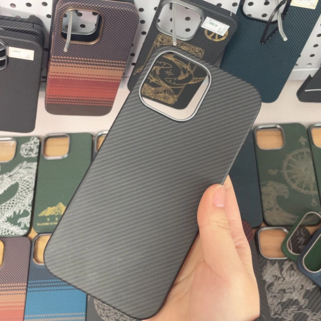 苹果16pm黑灰纯色全包