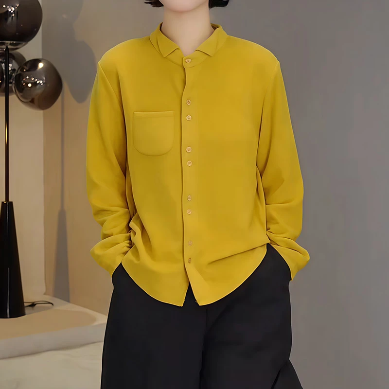 2025冬季单排扣口袋装饰松紧圆领百搭长袖衬衫设计感别致潮流上衣