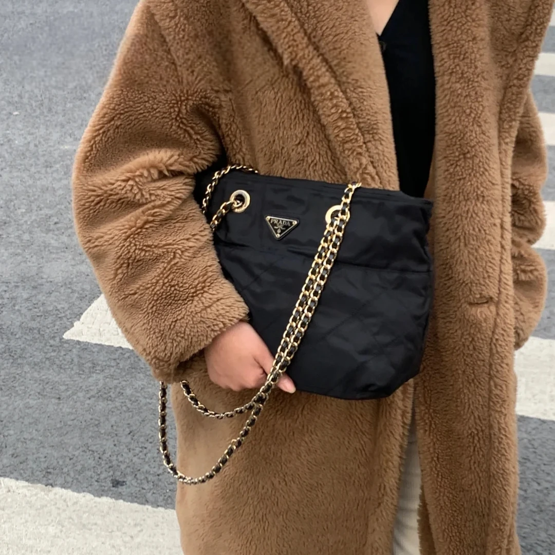 95新 Prada/普拉达 黑色降落伞菱格纹链条托特包