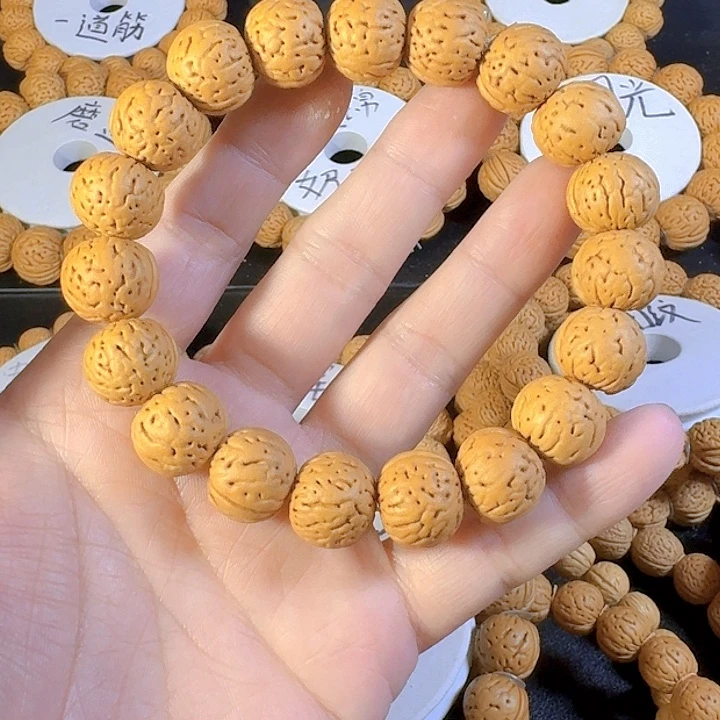 青***屿吊坠桃核金丹桃核手串