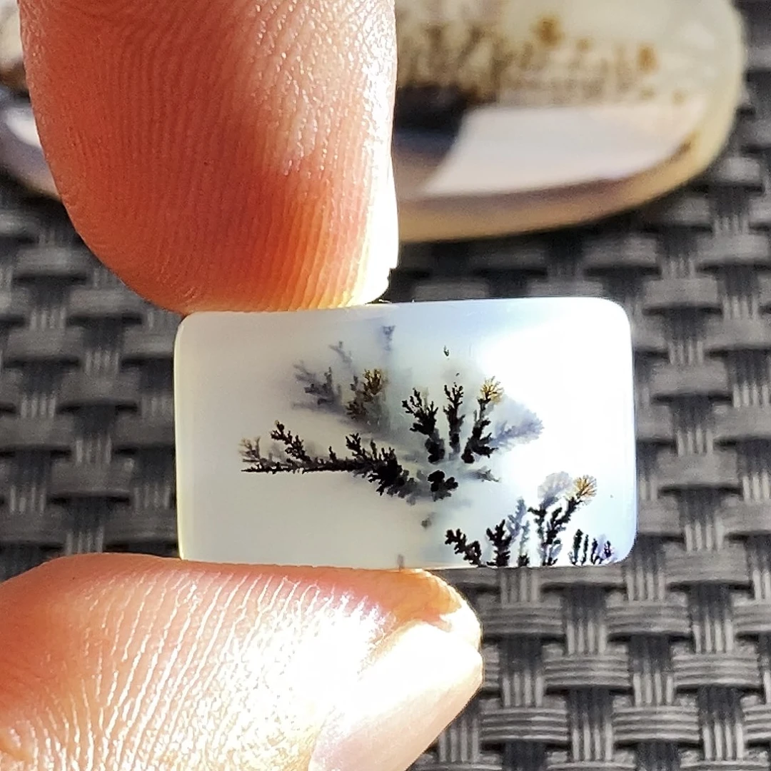 红***石玛瑙/玉髓未镶嵌吊坠(不含链)