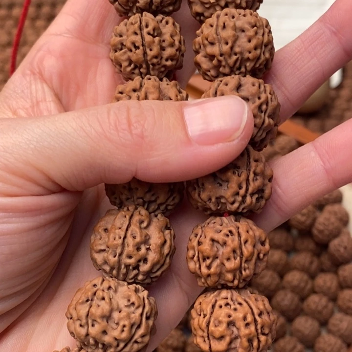 【闪购商品】金刚菩提吊坠嘎***斯帝王花手持