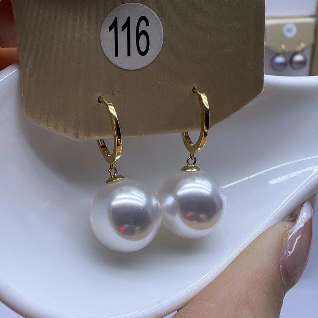 淡水珍珠18K金镶嵌耳饰