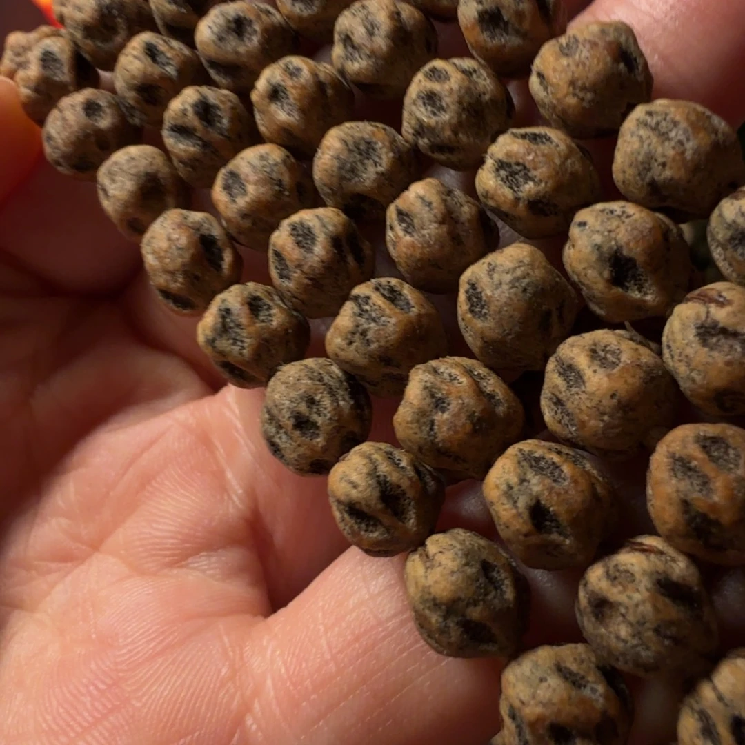 S***G吊坠柏香籽/百香籽