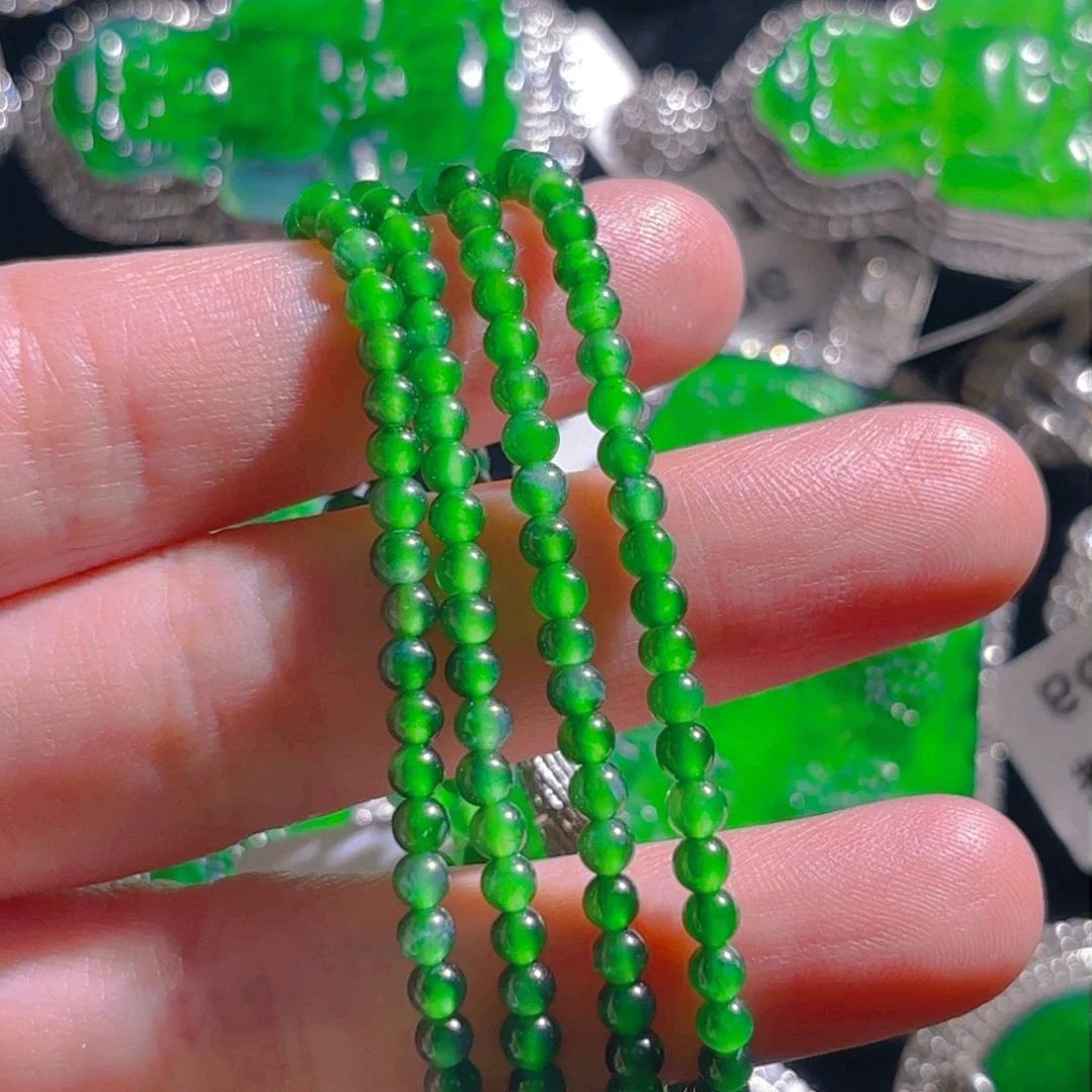 翡翠颈饰未镶嵌珠链