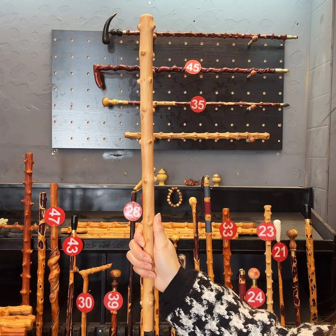 南***北50公分左右长，短棍