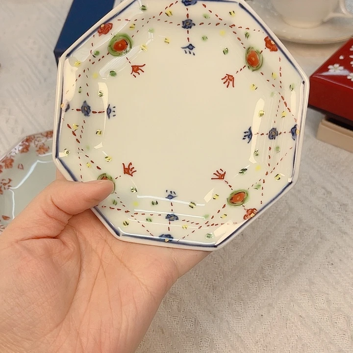 瓷片The first thing