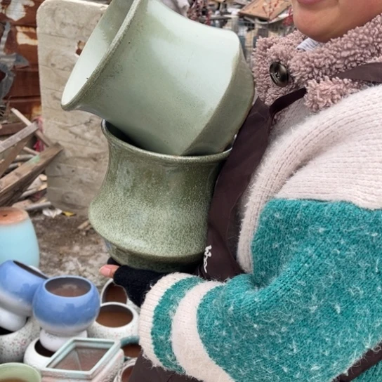 红陶口20高20瑕疵