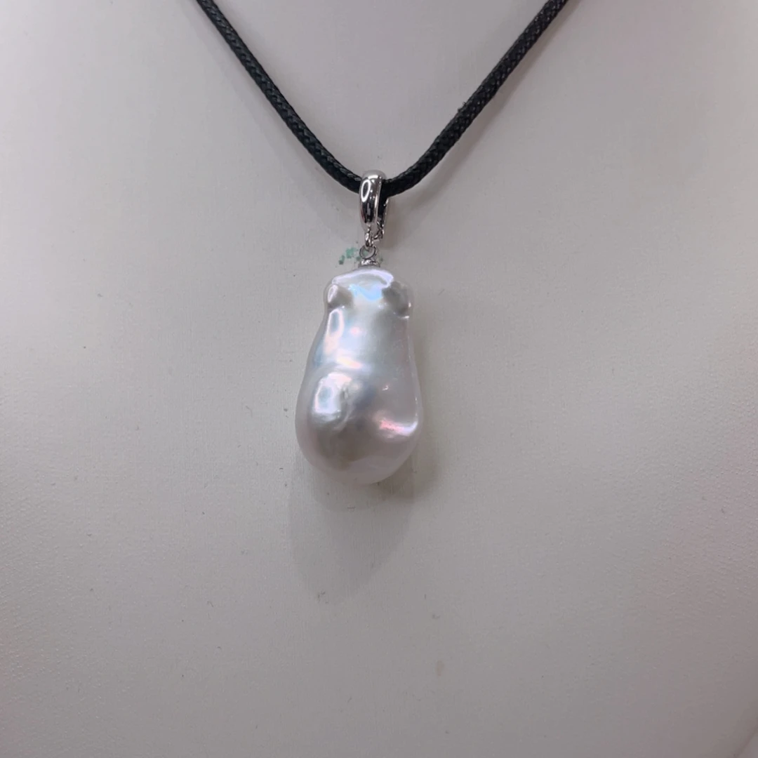 颈饰未镶嵌淡水珍珠