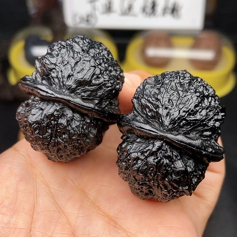【闪购商品】文玩核桃把件41尺饕餮金蟾