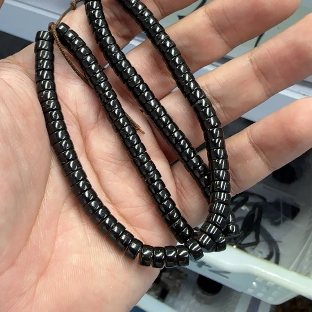 白玉菩提吊坠黑色242