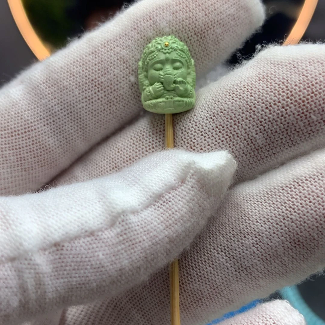 绿松石挂件未镶嵌