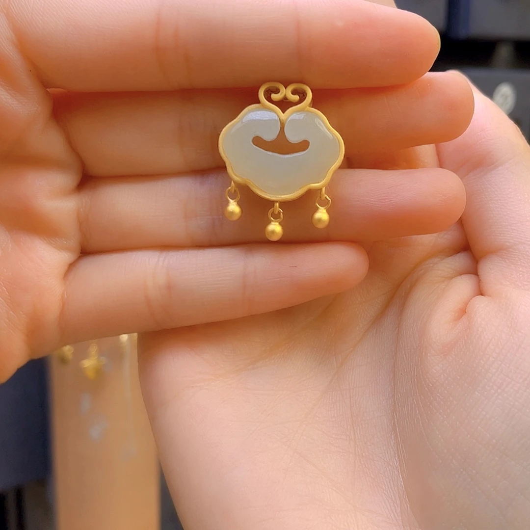 和田玉颈饰银S925镀金镶嵌