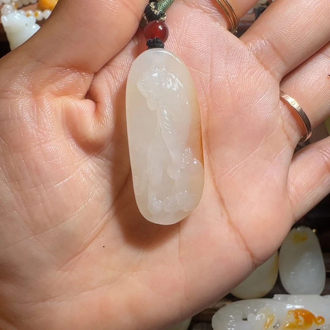 和田玉未镶嵌挂件