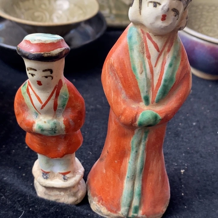 炉不****之扒村窑红绿彩人物像