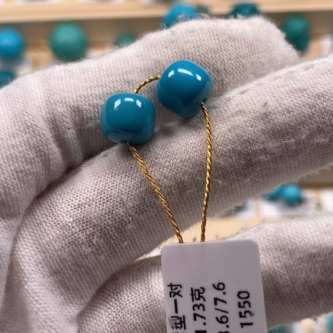 绿松石未镶嵌精品原矿高瓷绿松石