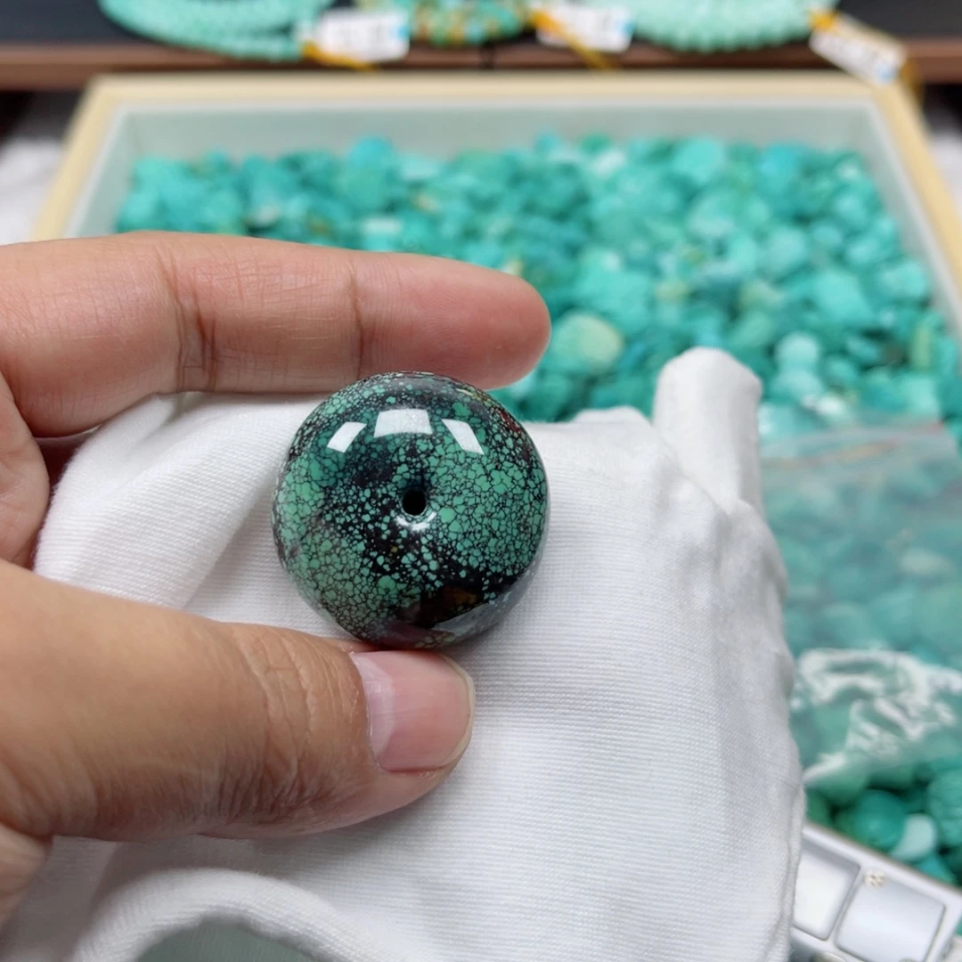 绿松石未镶嵌挂件