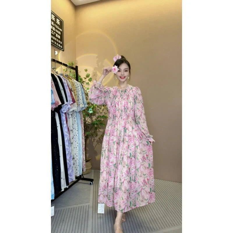 （念念）2025时尚好看显瘦法式连衣裙