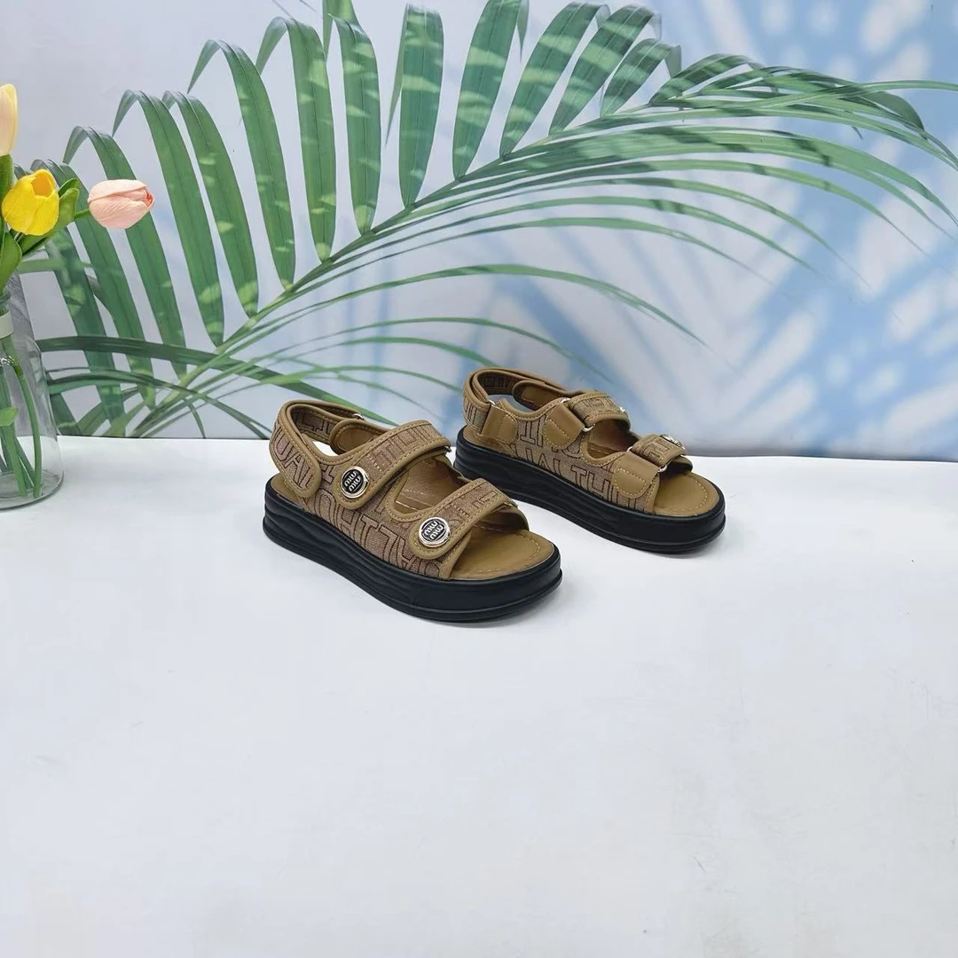 小强家女鞋 芽儿家新款百搭女凉鞋（Y745-34-3 ）（W35AYV2769203S）