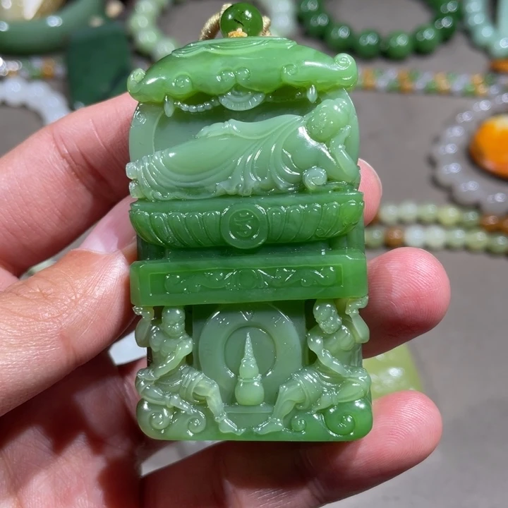 和田玉未镶嵌颈饰