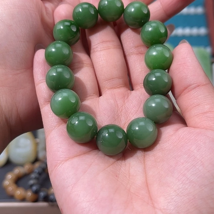 和田玉未镶嵌手串