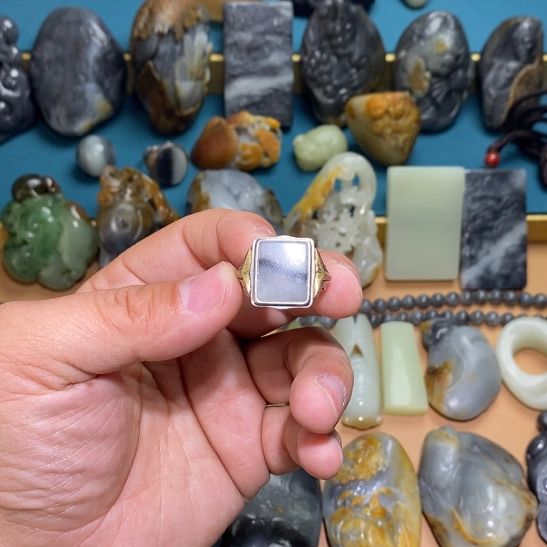 银S925镶嵌戒指和田玉