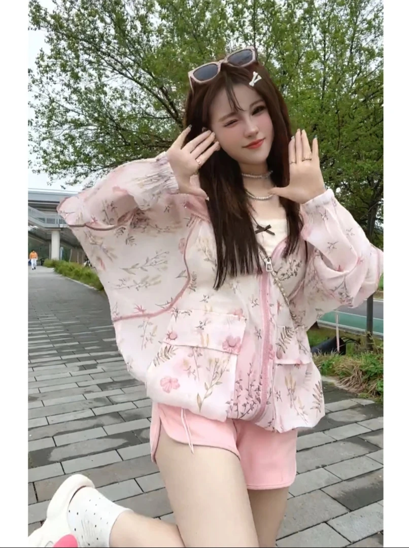 防晒衣女新款夏季户外薄款宽松时尚防紫外线透气休闲连帽外套
