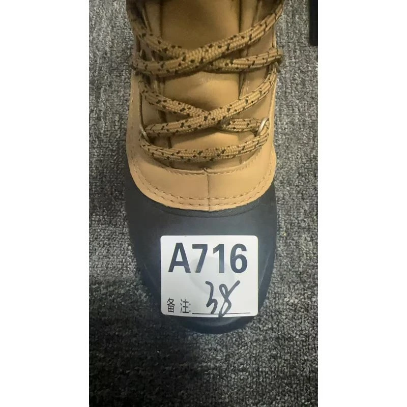 男女户外休闲鞋a716