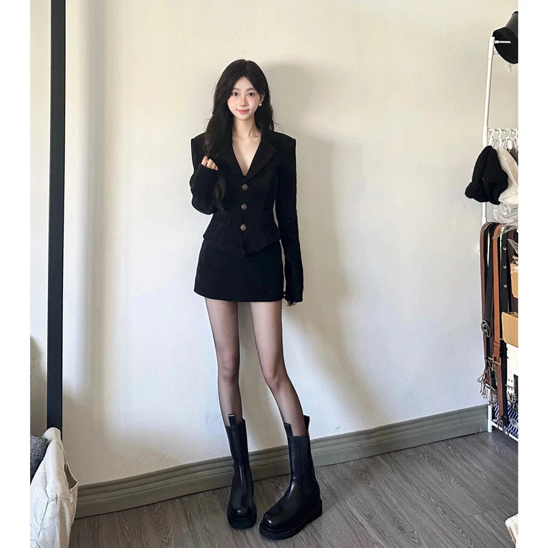 小众炸街高级感干练总裁职场风女装百搭老钱风入秋一整套轻奢套装