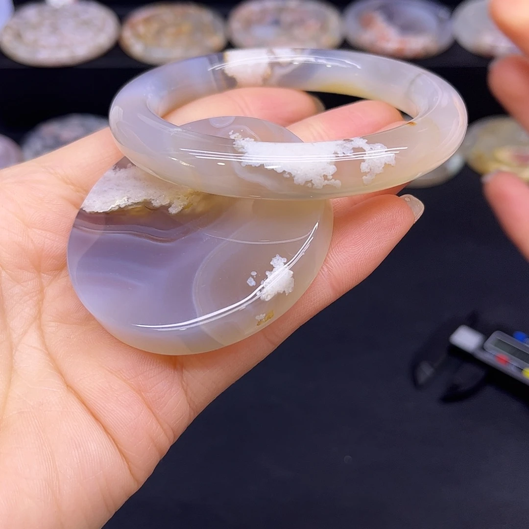 玛瑙/玉髓未镶嵌手镯58