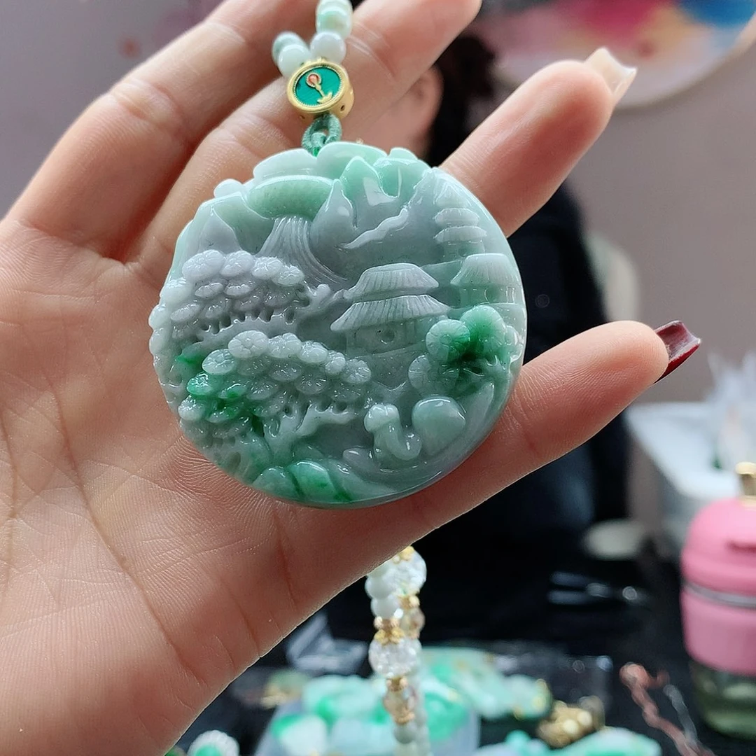 【闪购商品】翡翠吊坠(赠链)未镶嵌