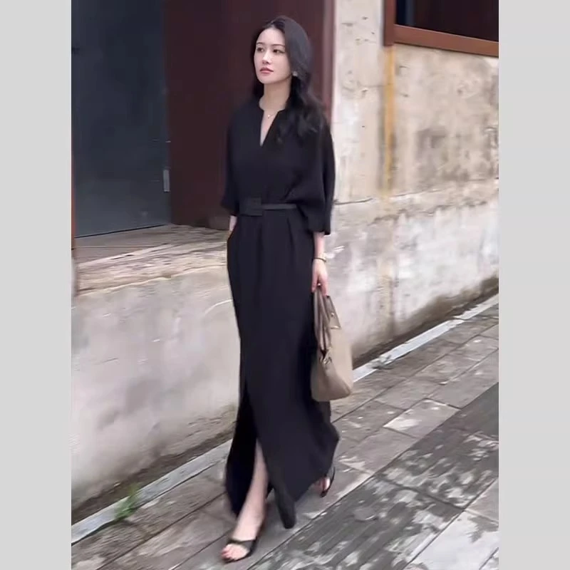 大码胖mm赫本风气质黑色收腰御姐连衣裙早秋新款通勤百搭时尚长裙