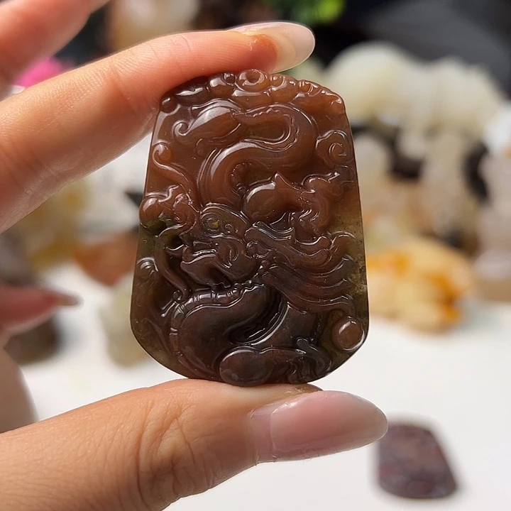 玛瑙/玉髓颈饰未镶嵌