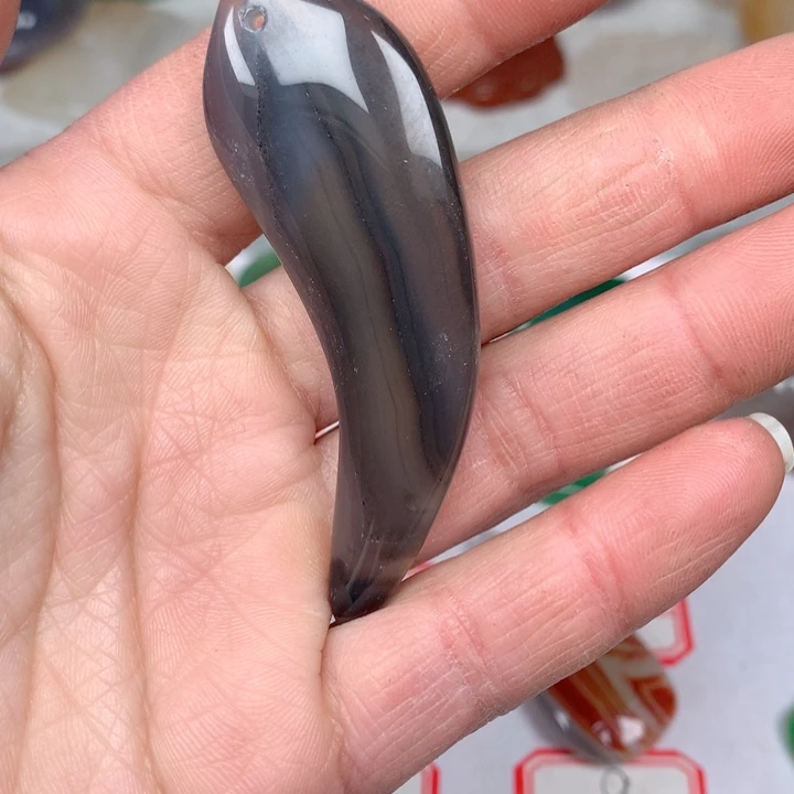 玛瑙/玉髓颈饰未镶嵌希**好