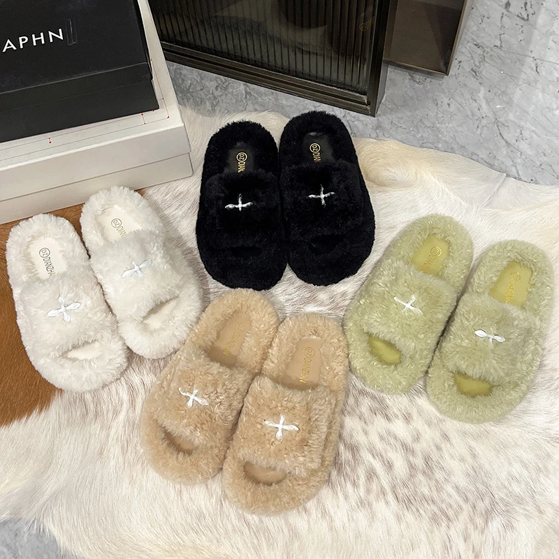 唐七七推荐~老钱风早秋新品十字架搭扣个性一字带毛毛拖鞋女