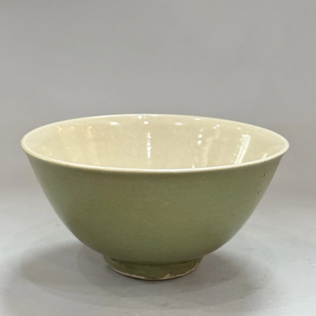 豆青釉茶圆 茶杯 口径9.5