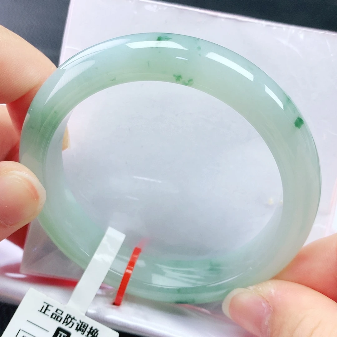 未镶嵌手镯翡翠56圈
