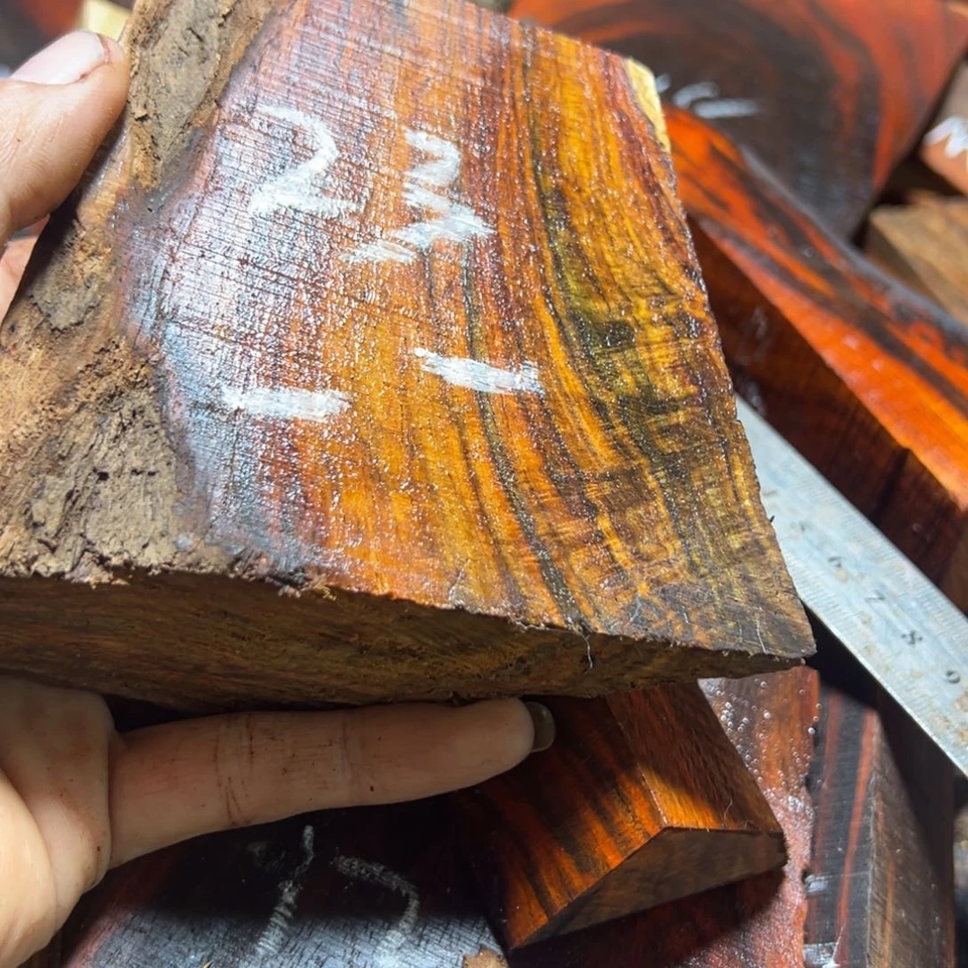 一***一交趾黄檀（大红酸枝）