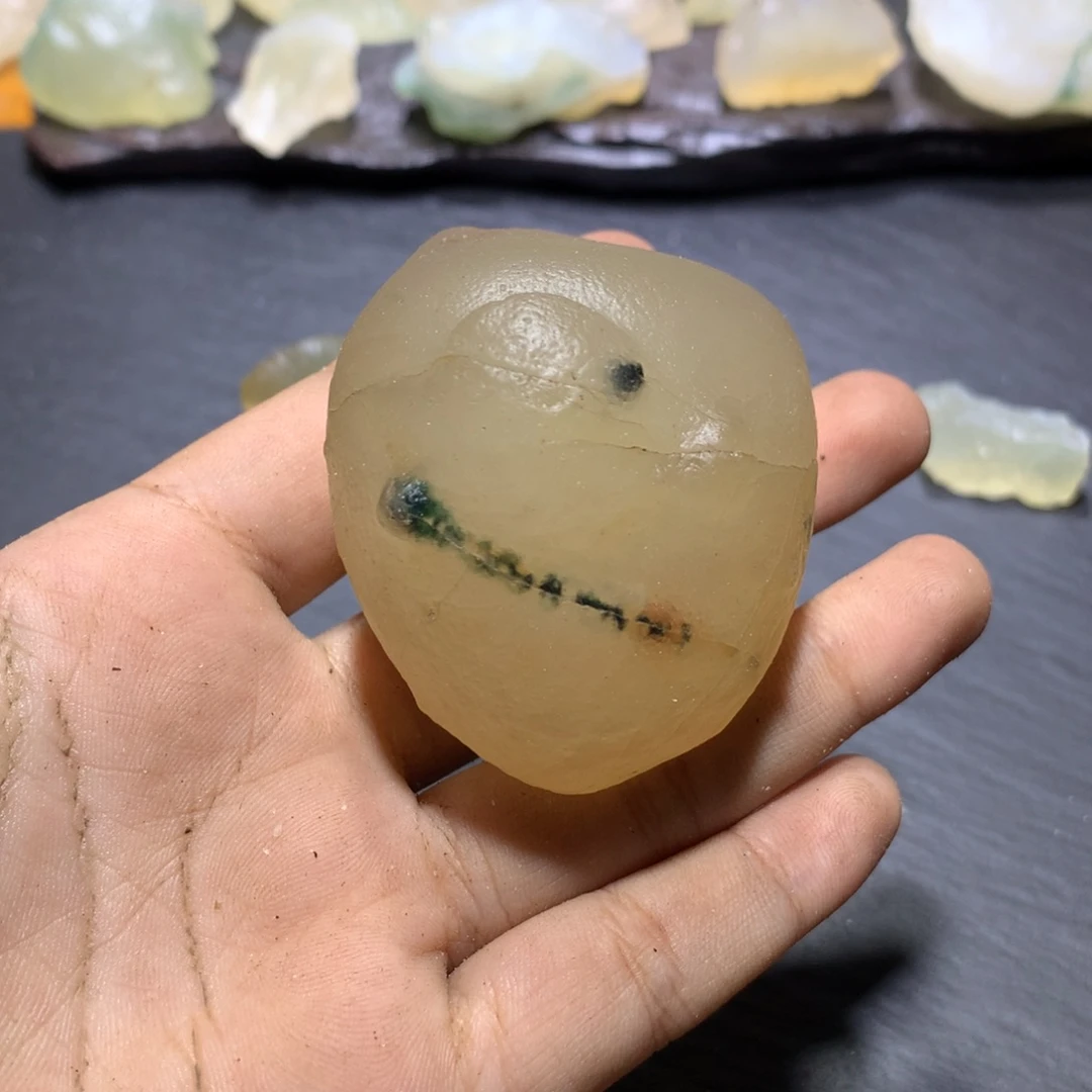 未镶嵌玛瑙/玉髓珠宝奇石