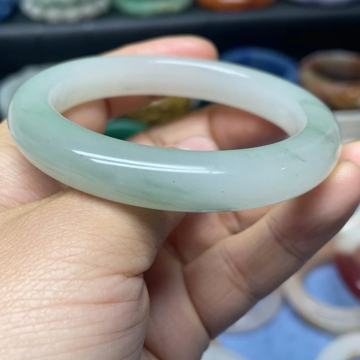 石英质玉未镶嵌珠宝半成品