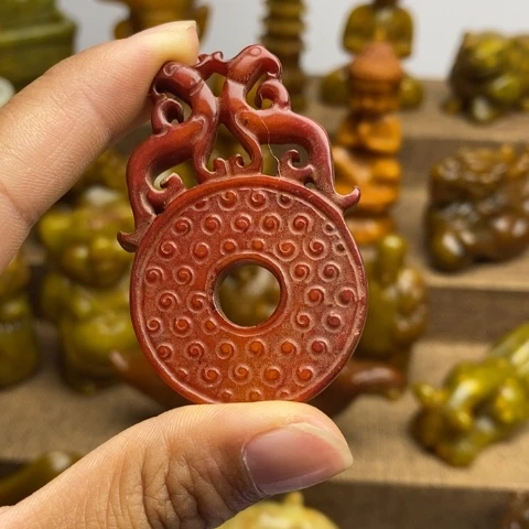 和田玉（糖玉）未镶嵌颈饰