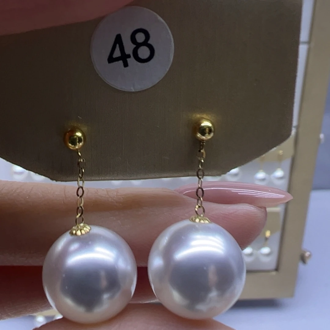 耳饰18K金镶嵌淡水珍珠