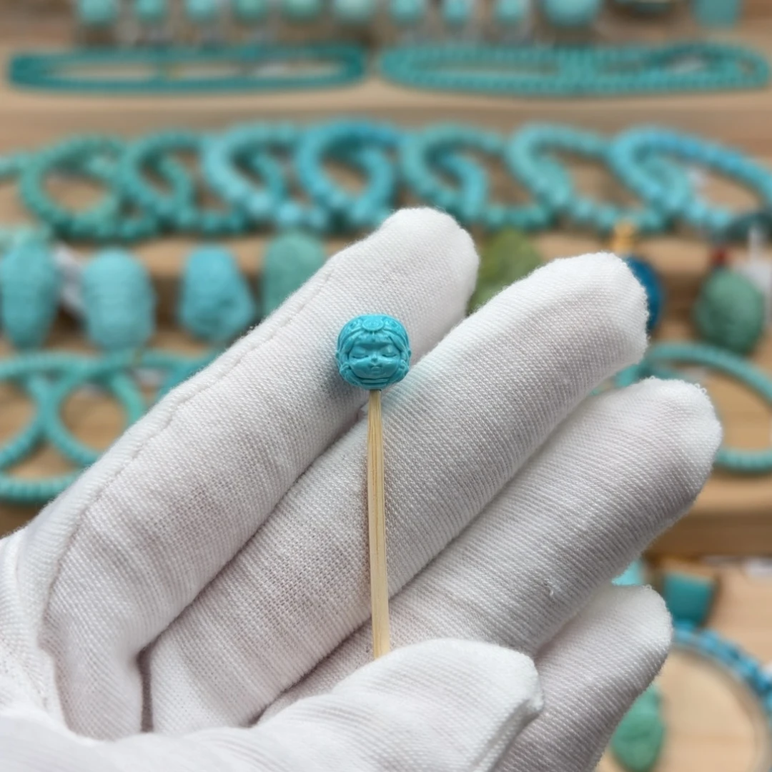 绿松石未镶嵌珠宝奇石